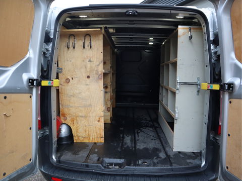 Ford Transit Custom 2.2 TDCI 126pk L2 Lang - Trekhaak - Airco