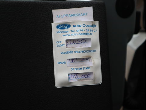 Ford Transit Custom 2.2 TDCI 126pk L2 Lang - Trekhaak - Airco