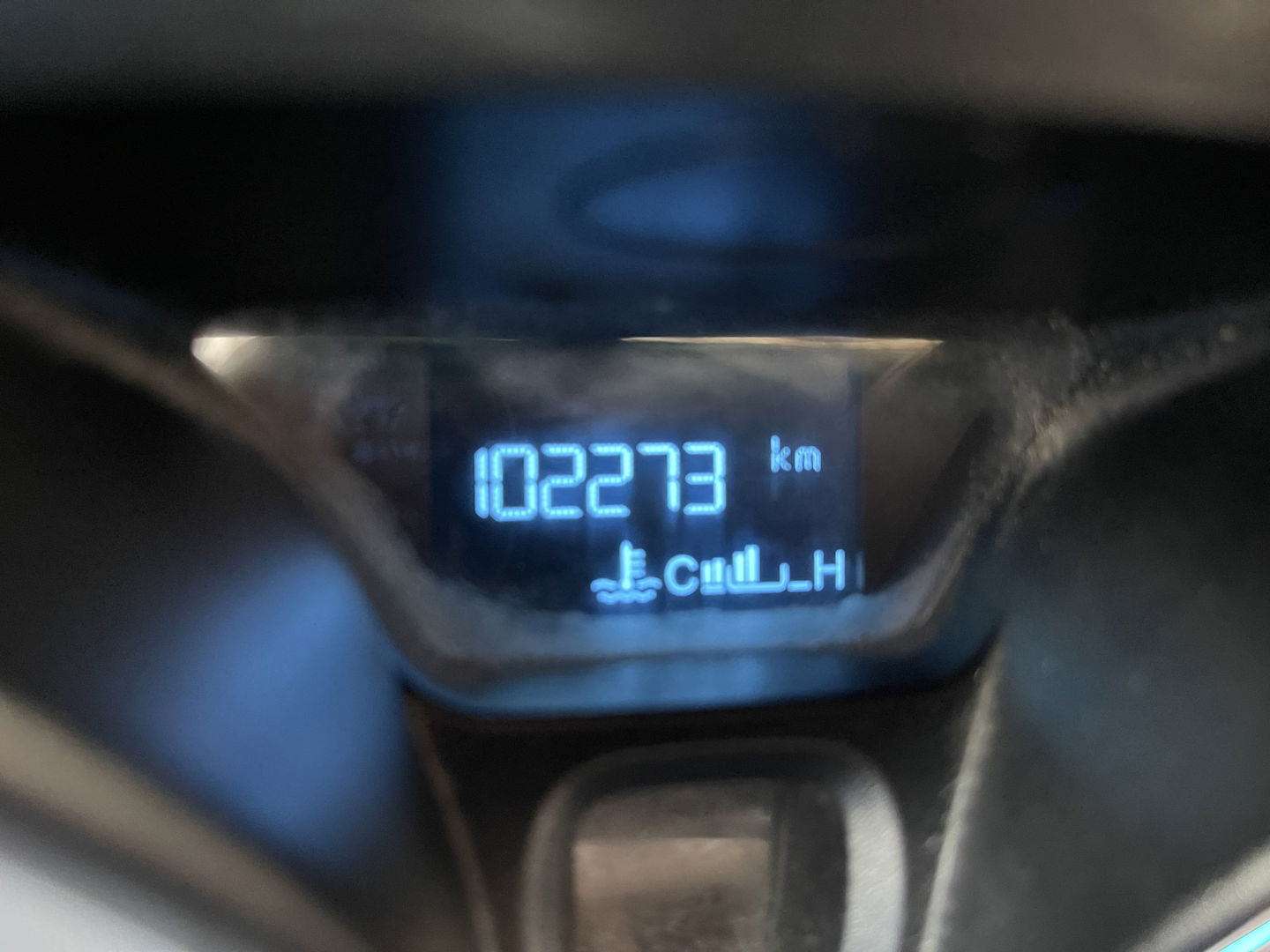 Ford Transit Courier 1.5 TDCI Trend / vaste prijs rijklaar € 6.450 ex btw / 102.273 km NAP / airco / trekhaak / schuifdeur / navigatie / deukjes rondom