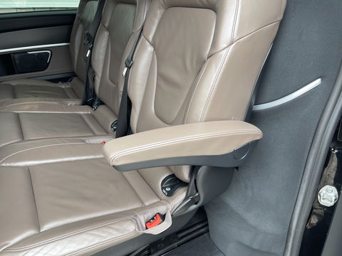 Mercedes-Benz V-Klasse 300d 237pk Extra Lang DC 5 persoons Avantgarde Edition / vaste prijs rijklaar € 49.950 ex btw / lease vanaf € 864 / AMG / burmester / leer / camera / originele Nedelandse bus !