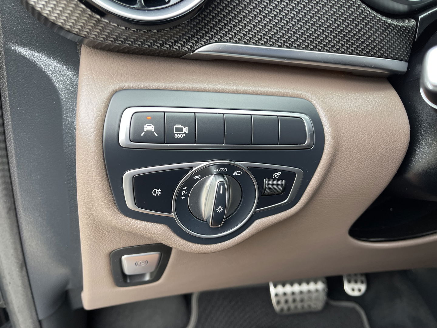 Mercedes-Benz V-Klasse 300d 237pk Extra Lang DC 5 persoons Avantgarde Edition / vaste prijs rijklaar € 49.950 ex btw / lease vanaf € 864 / AMG / burmester / leer / camera / originele Nedelandse bus !