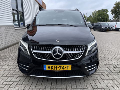Mercedes-Benz V-Klasse 300d 237pk Extra Lang DC 5 persoons Avantgarde Edition / vaste prijs rijklaar € 49.950 ex btw / lease vanaf € 864 / AMG / burmester / leer / camera / originele Nedelandse bus !
