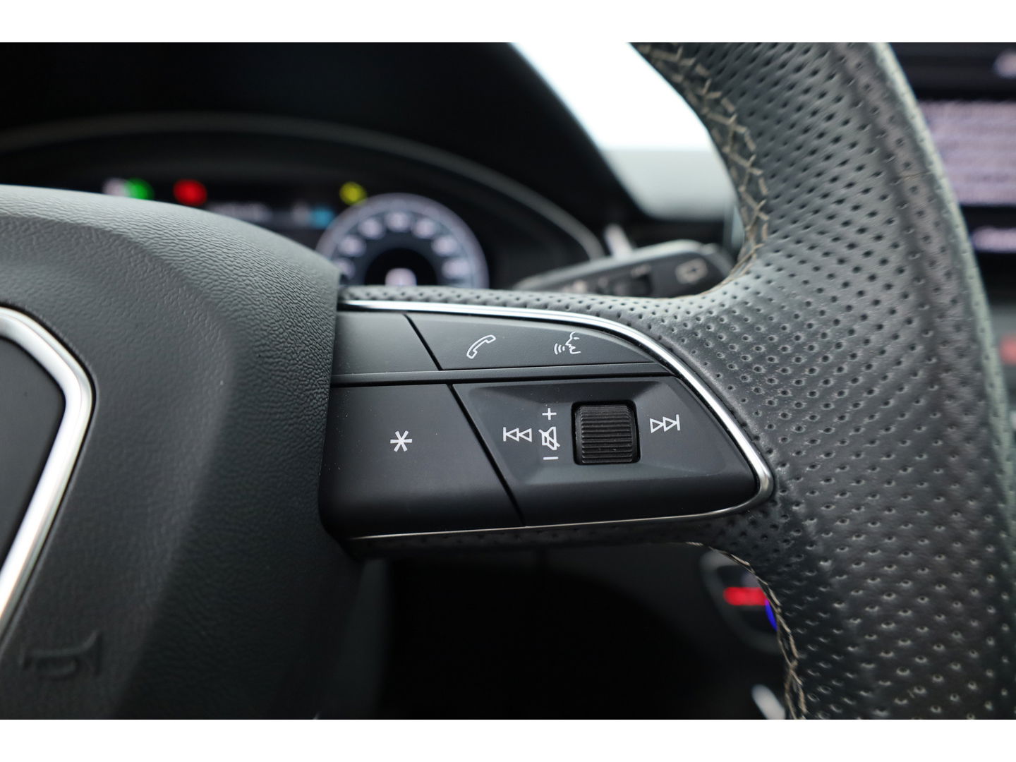 Audi Q5 Sportback 50 TFSI e S edition | Pano | Matrix LED | Adapt. Cruise | Camera | 20'' | Elek. Trekhaak | Apple CarPlay