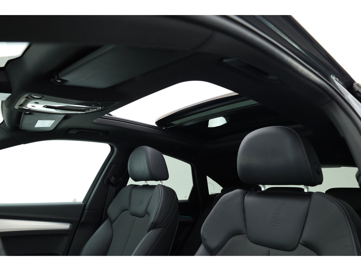 Audi Q5 Sportback 50 TFSI e S edition | Pano | Matrix LED | Adapt. Cruise | Camera | 20'' | Elek. Trekhaak | Apple CarPlay