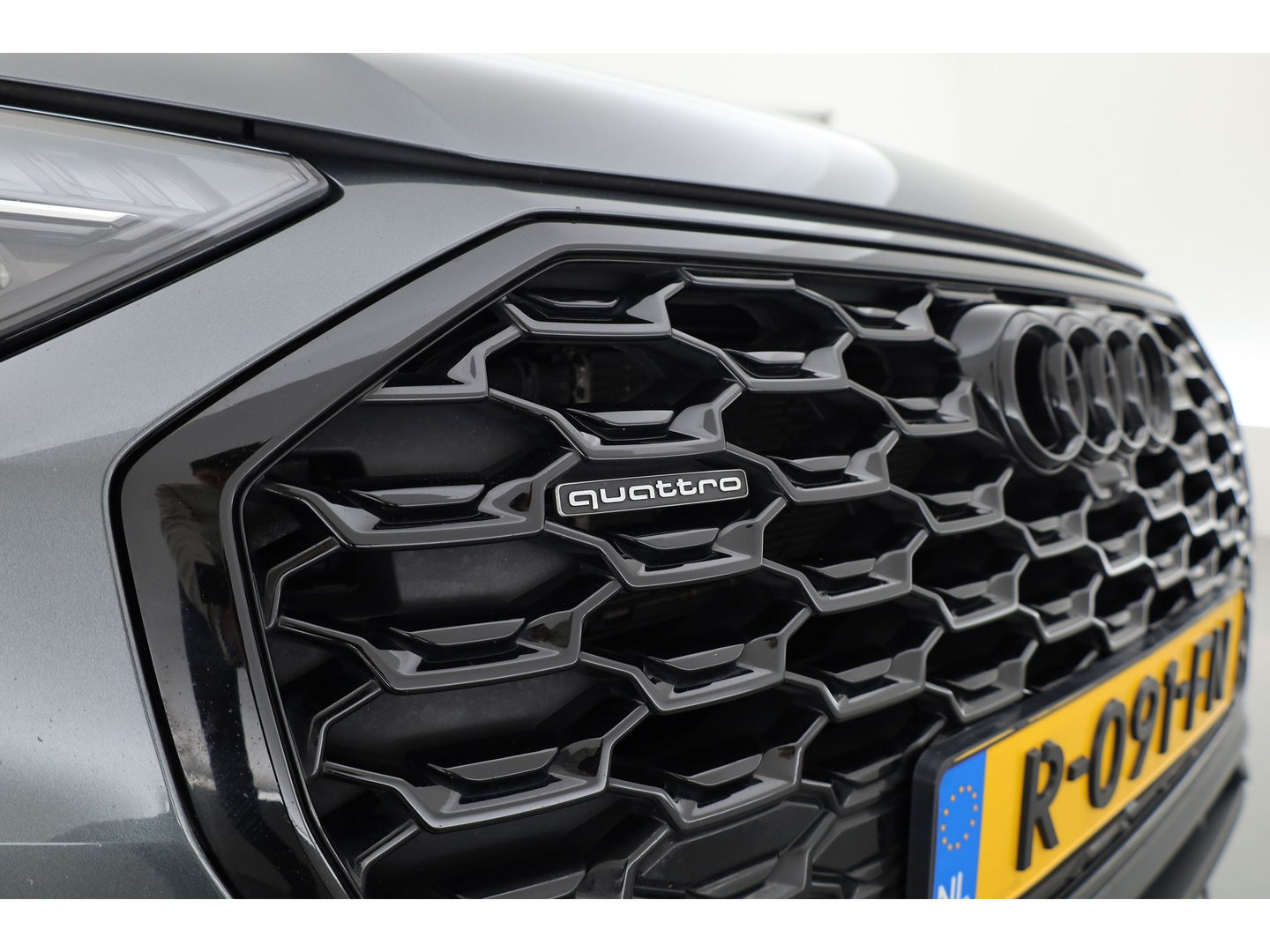 Audi Q5 Sportback 50 TFSI e S edition | Pano | Matrix LED | Adapt. Cruise | Camera | 20'' | Elek. Trekhaak | Apple CarPlay