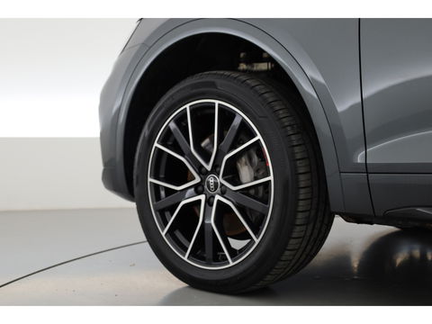 Audi Q5 Sportback 50 TFSI e S edition | Pano | Matrix LED | Adapt. Cruise | Camera | 20'' | Elek. Trekhaak | Apple CarPlay