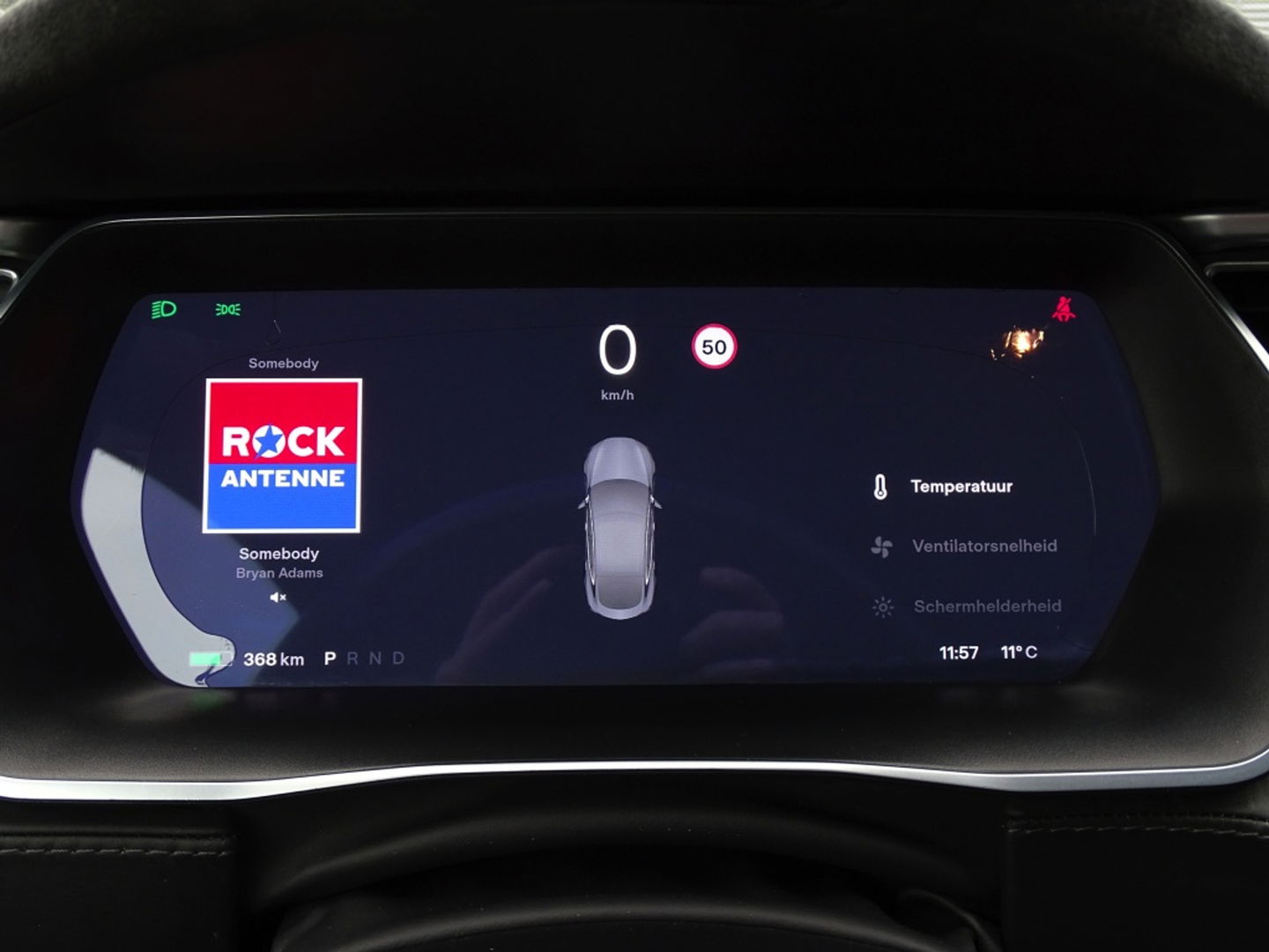 tesla motors MODEL S 90D Base 423PK / alcantara / *NAP*