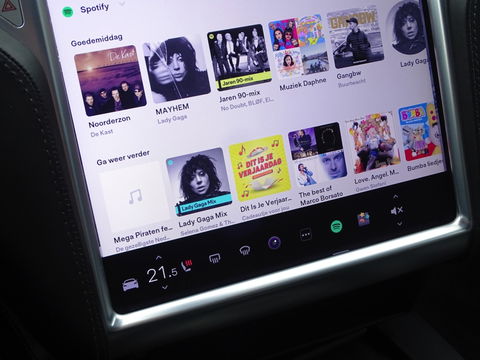 tesla motors MODEL S 90D Base 423PK / alcantara / *NAP*