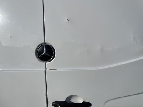 Mercedes-Benz Sprinter 513 2.2 CDI 366 HD L2H2 / te koop zo mee / € 9.950 ex btw / apk tot 08-04-2026 / dubbellucht / trekhaak 3500 kg / turbo vervangen , bon aanwezig