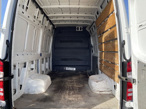 Mercedes-Benz Sprinter 513 2.2 CDI 366 HD L2H2 / te koop zo mee / € 9.950 ex btw / apk tot 08-04-2026 / dubbellucht / trekhaak 3500 kg / turbo vervangen , bon aanwezig