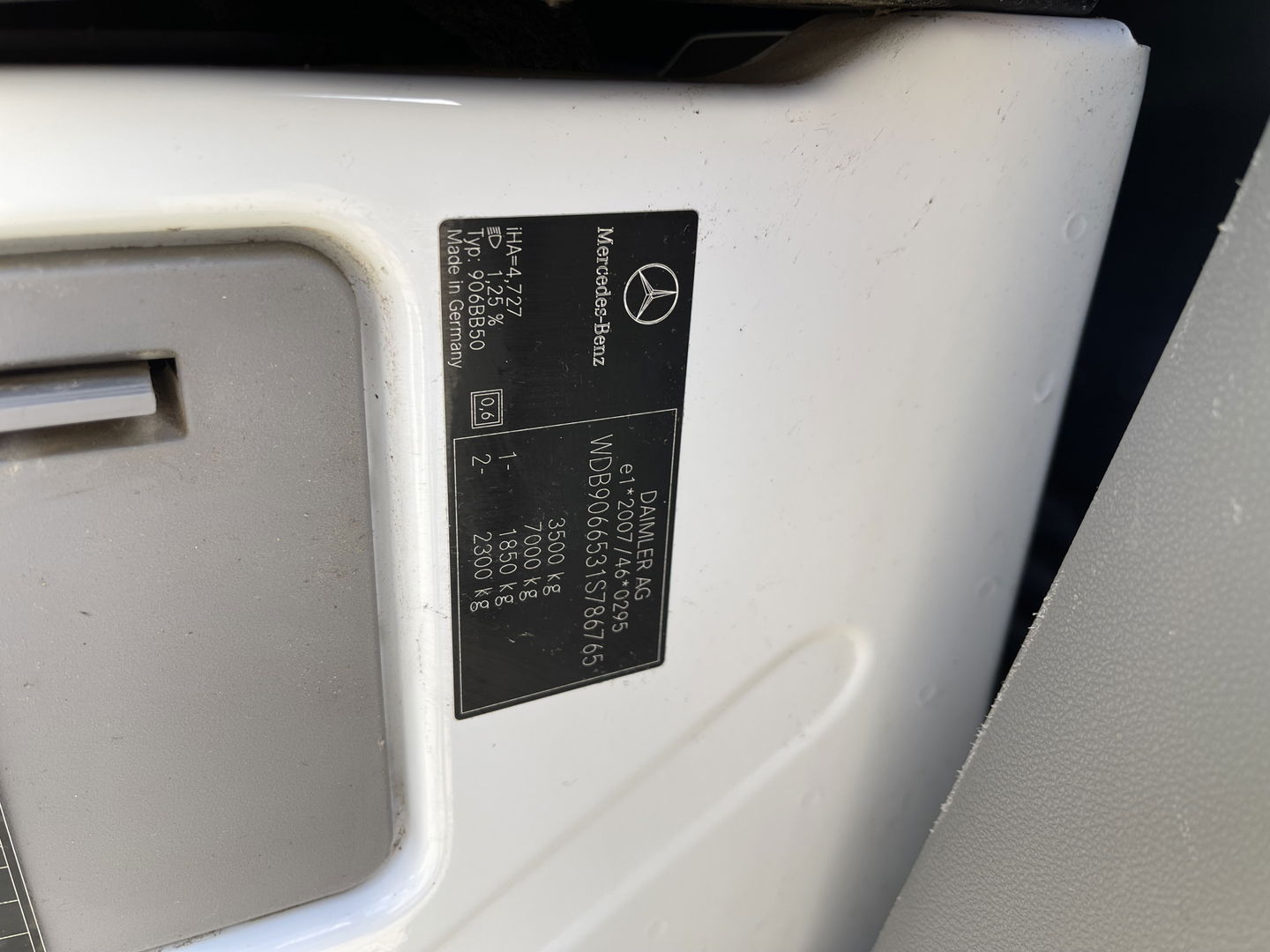 Mercedes-Benz Sprinter 513 2.2 CDI 366 HD L2H2 / te koop zo mee / € 9.950 ex btw / apk tot 08-04-2026 / dubbellucht / trekhaak 3500 kg / turbo vervangen , bon aanwezig