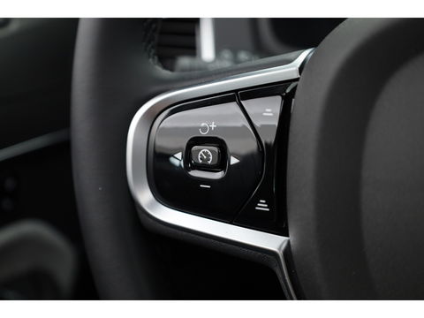 Volvo XC90 2.0 T8 Recharge AWD Ultra Dark | Tailored Wool | Pano | Head-up | Trekhaak | 22 inch |