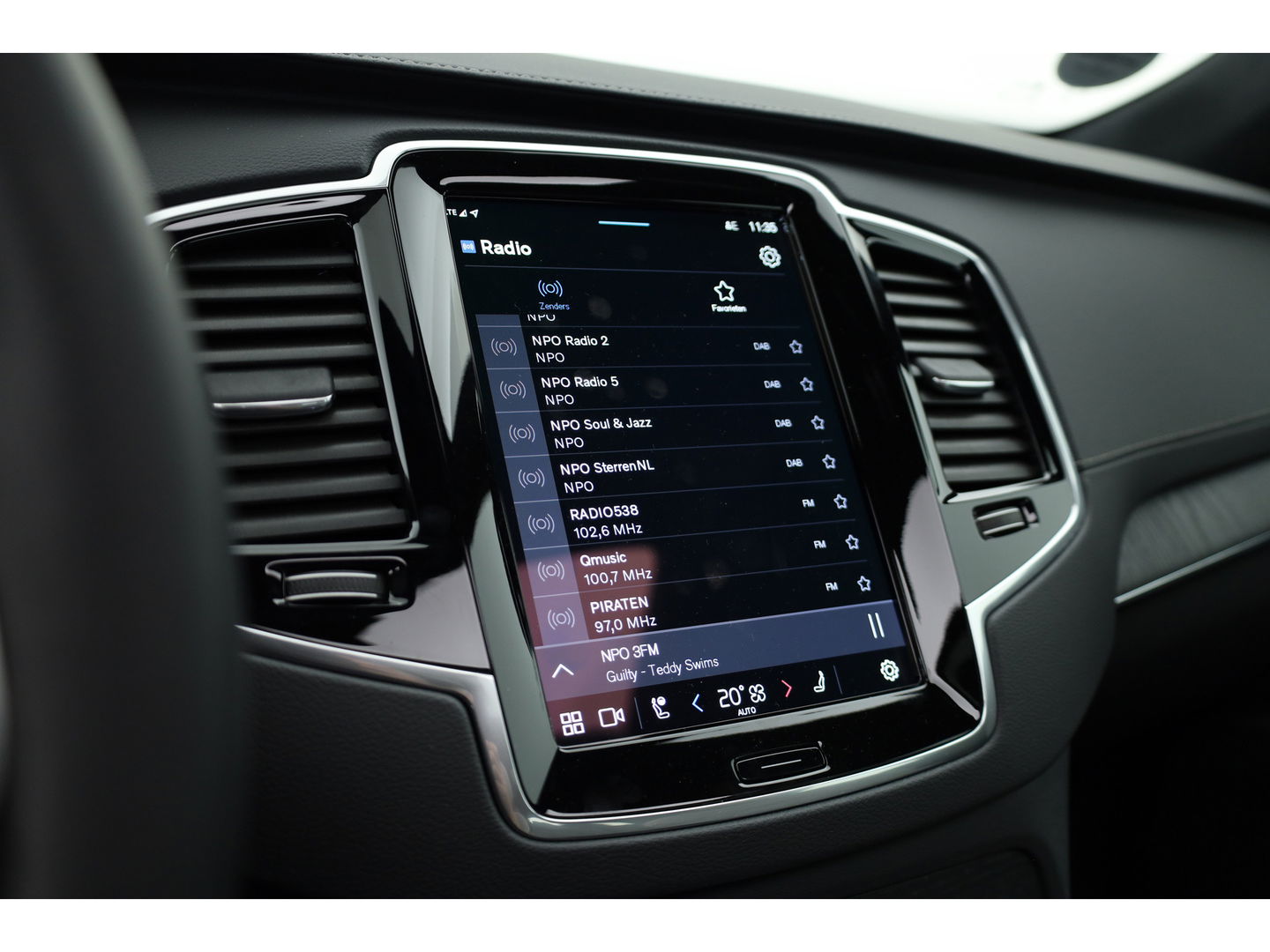 Volvo XC90 2.0 T8 Recharge AWD Ultra Dark | Tailored Wool | Pano | Head-up | Trekhaak | 22 inch |