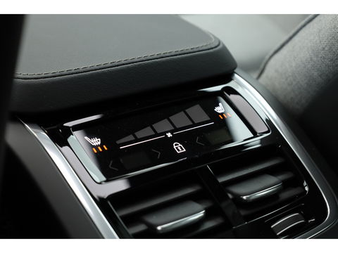 Volvo XC90 2.0 T8 Recharge AWD Ultra Dark | Tailored Wool | Pano | Head-up | Trekhaak | 22 inch |