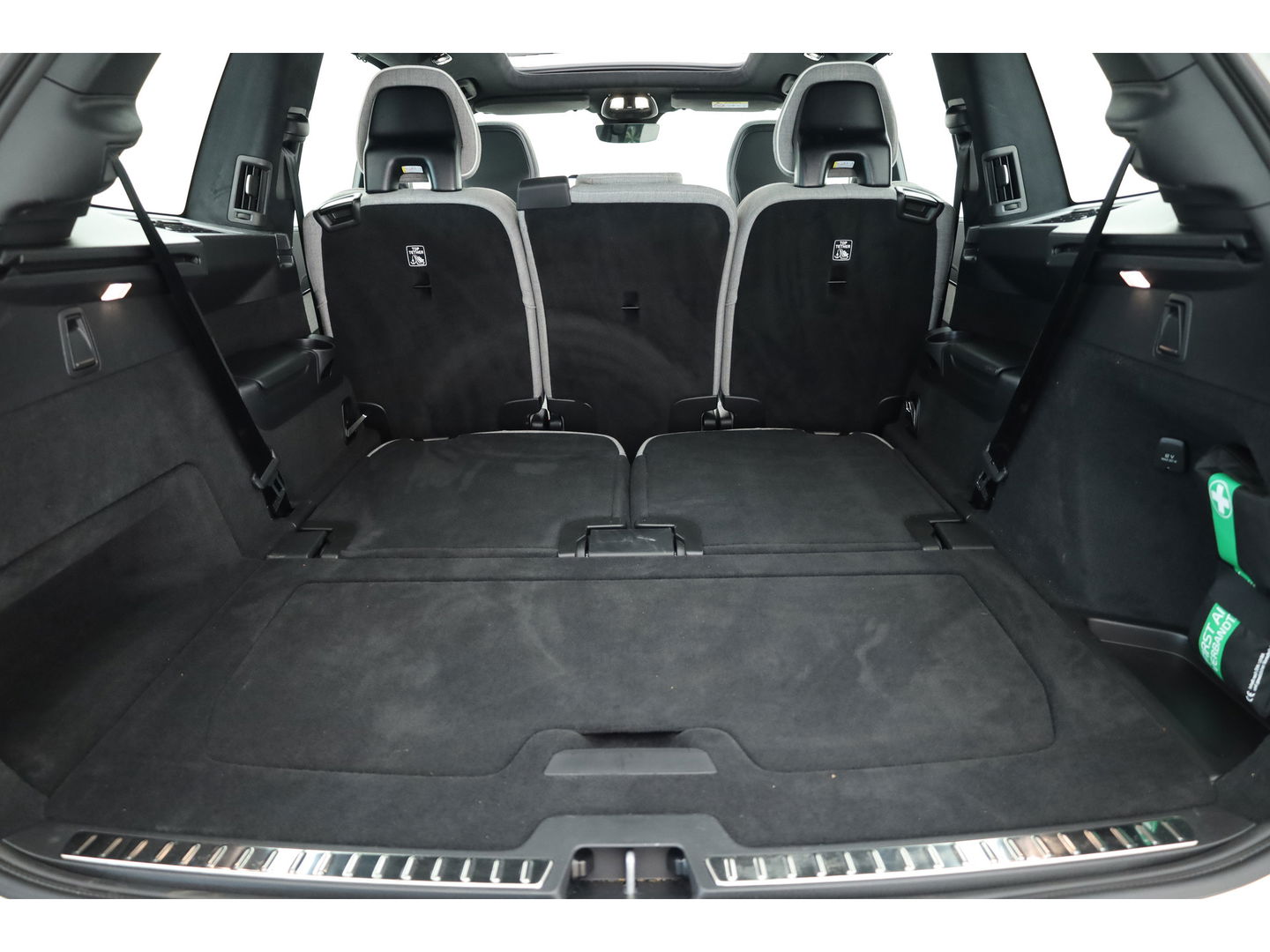 Volvo XC90 2.0 T8 Recharge AWD Ultra Dark | Tailored Wool | Pano | Head-up | Trekhaak | 22 inch |