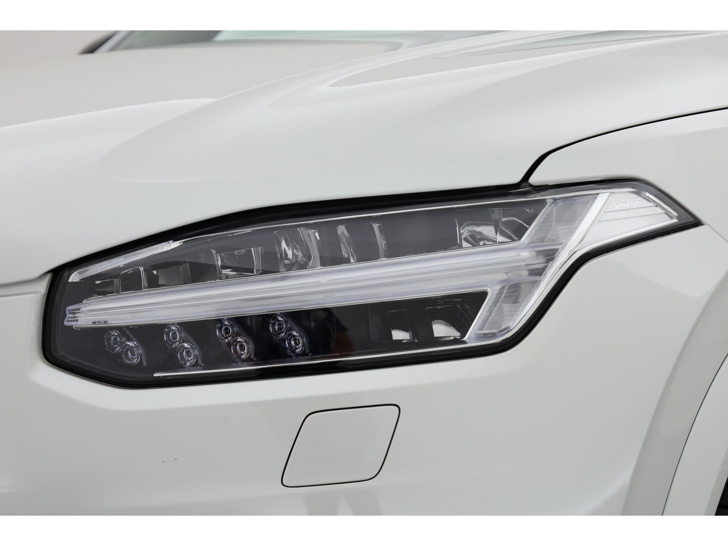 Volvo XC90 2.0 T8 Recharge AWD Ultra Dark | Tailored Wool | Pano | Head-up | Trekhaak | 22 inch |