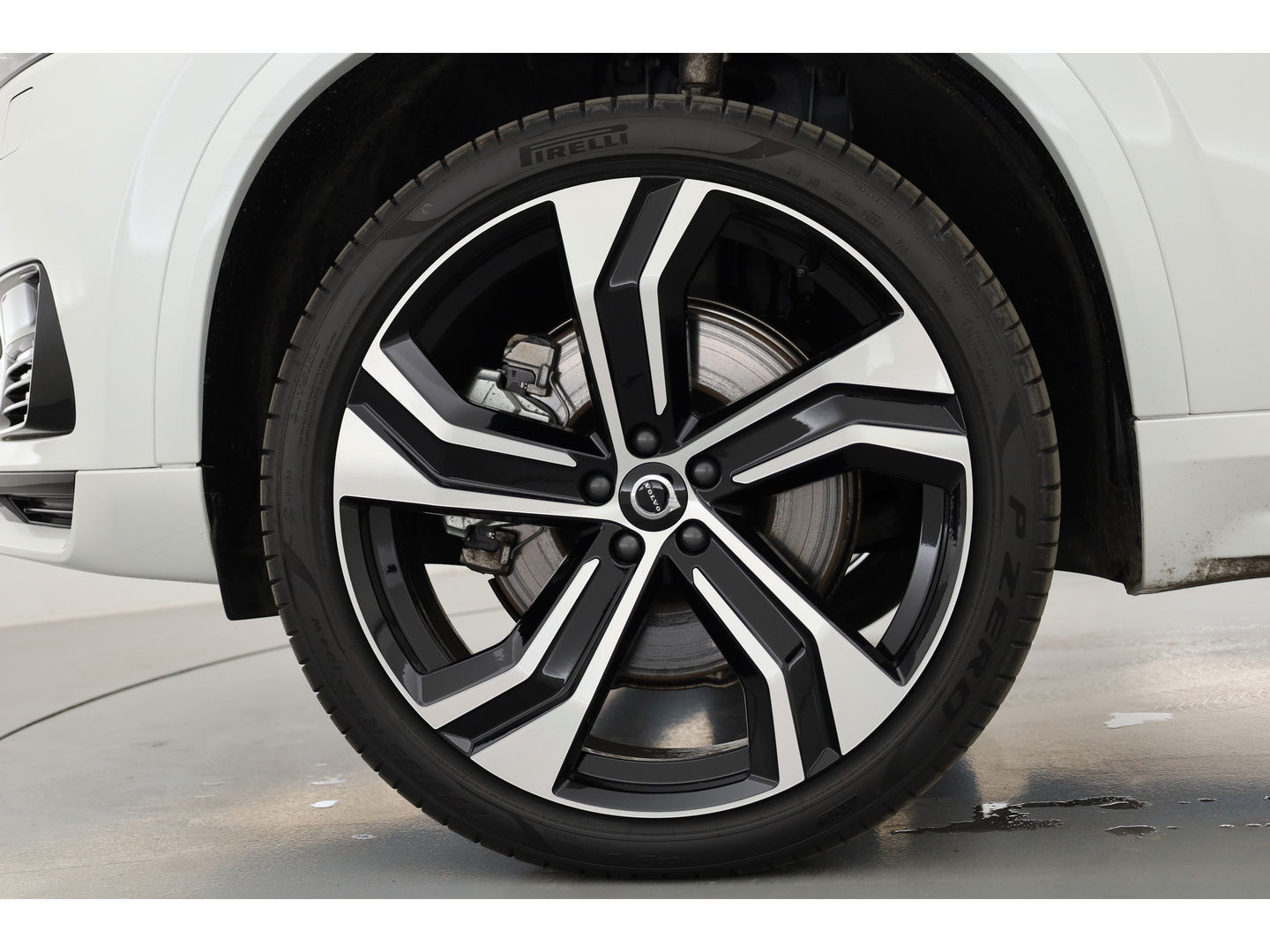 Volvo XC90 2.0 T8 Recharge AWD Ultra Dark | Tailored Wool | Pano | Head-up | Trekhaak | 22 inch |