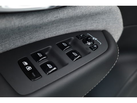 Volvo XC90 2.0 T8 Recharge AWD Ultra Dark | Tailored Wool | Pano | Head-up | Trekhaak | 22 inch |