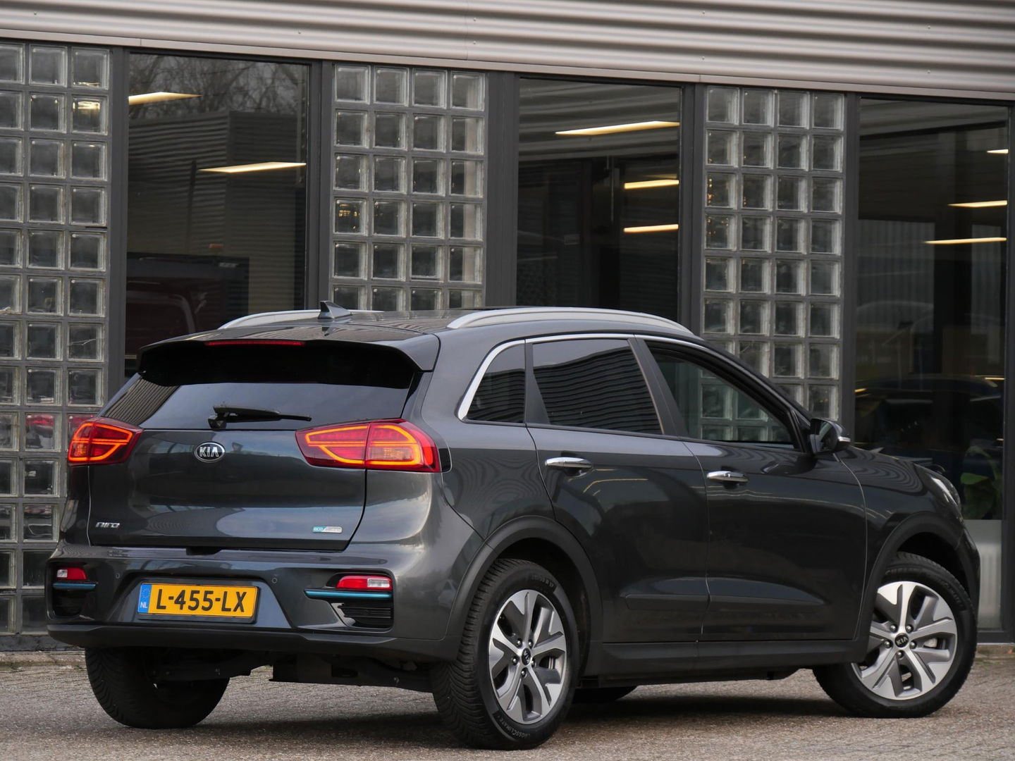 Kia e-Niro 64kWh/ 3-FASE/ SOH 100%/ DYNAMICPLUSLINE/ SCHUIFDAK