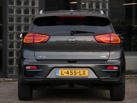 Kia e-Niro 64kWh/ 3-FASE/ SOH 100%/ DYNAMICPLUSLINE/ SCHUIFDAK
