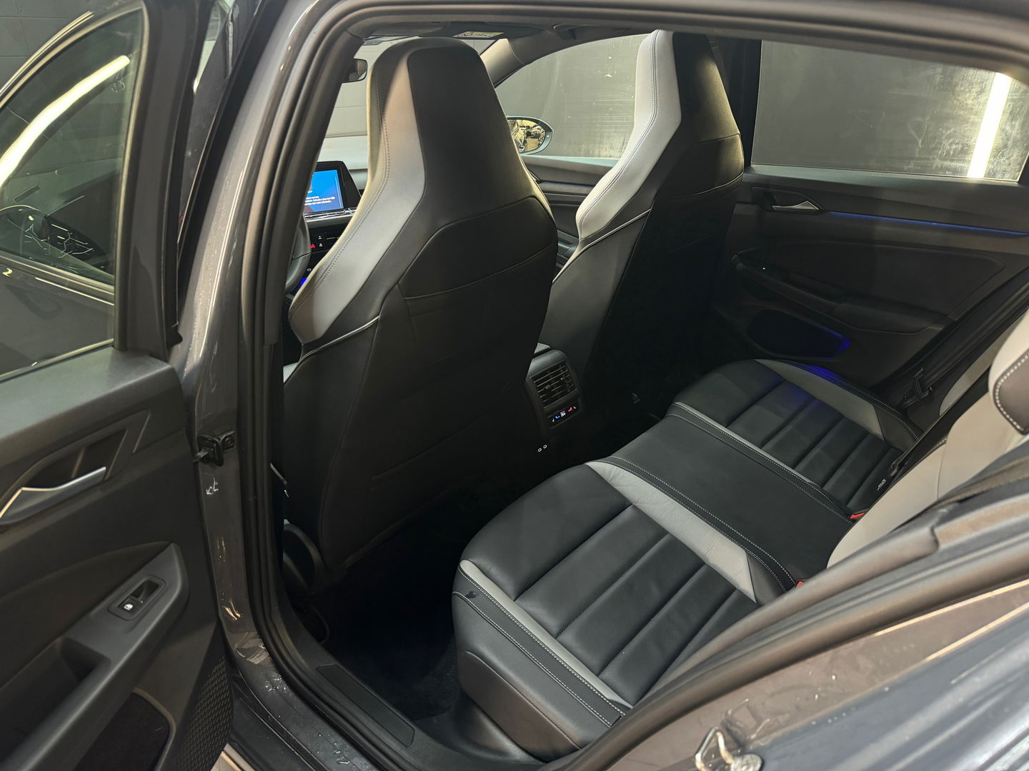 Volkswagen Golf 1.4 eHybrid GTE Pano|Keyl|IQ|Memory|HuD|Leer