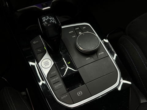 BMW 1-serie 118i High Executive M Sport Pano|M Seat|Sfeer