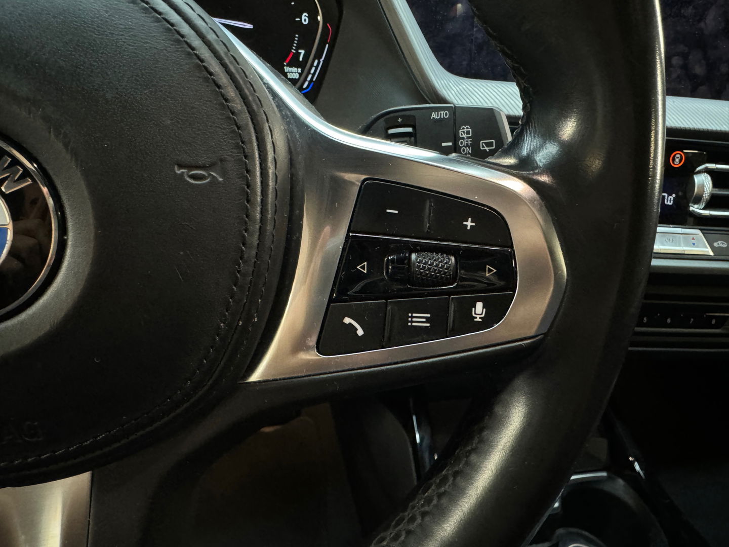 BMW 1-serie 118i High Executive M Sport Pano|M Seat|Sfeer