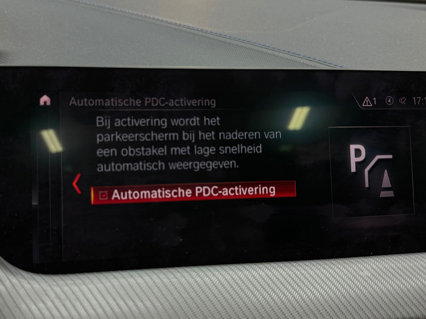 BMW 1-serie 118i High Executive M Sport Pano|M Seat|Sfeer