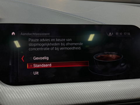 BMW 1-serie 118i High Executive M Sport Pano|M Seat|Sfeer