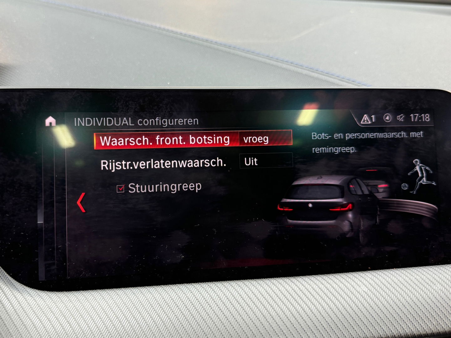 BMW 1-serie 118i High Executive M Sport Pano|M Seat|Sfeer