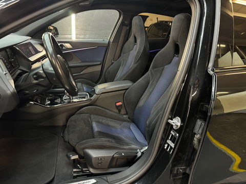 BMW 1-serie 118i High Executive M Sport Pano|M Seat|Sfeer