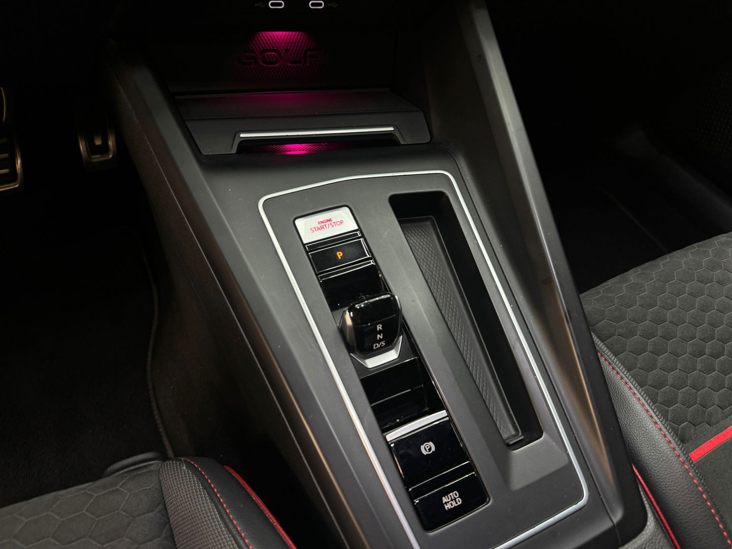 Volkswagen Golf 2.0 TSI GTI Clubsport Pano|H/K|IQ|Nurburgring