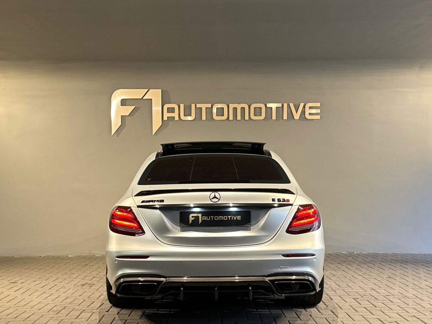 Mercedes-Benz E-Klasse AMG 63 S 4M Premium+ Pano|Ceramic|HuD
