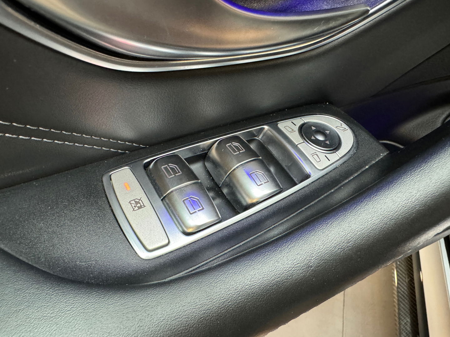 Mercedes-Benz E-Klasse AMG 63 S 4M Premium+ Pano|Ceramic|HuD