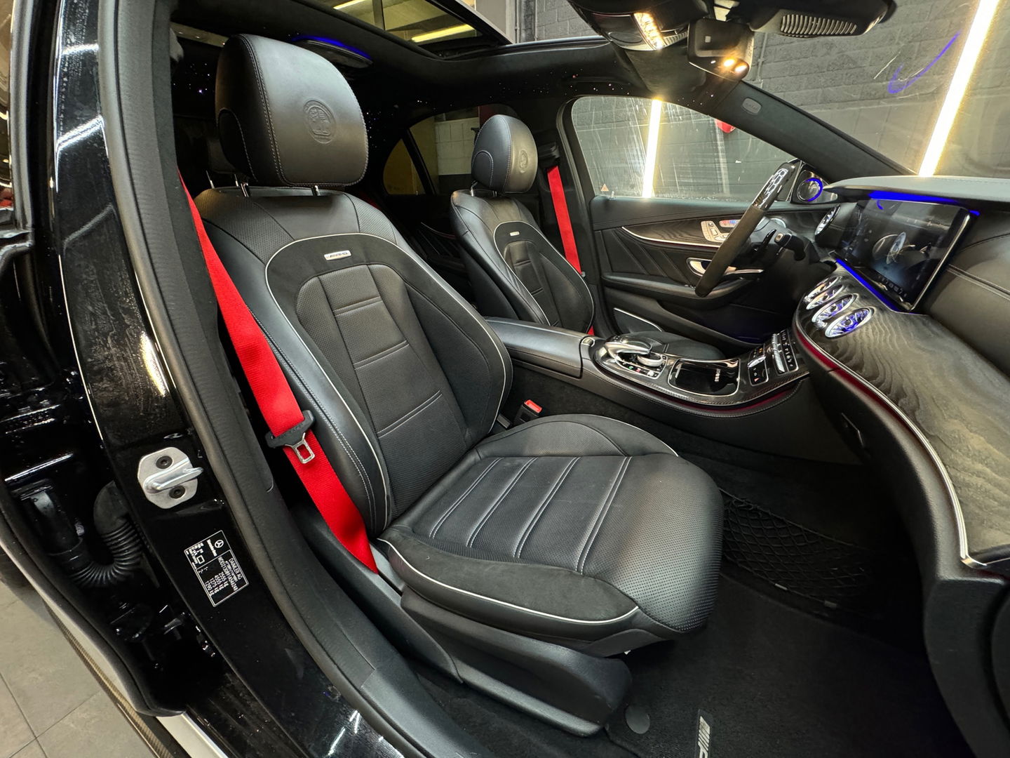 Mercedes-Benz E-Klasse AMG 63 S 4M Premium+ Pano|Ceramic|HuD