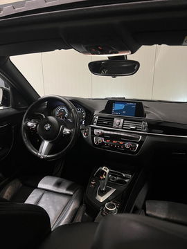 BMW 1 Serie 118i M-Sport Pano Leer H&K Shadow High Executive