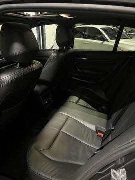 BMW 1 Serie 118i M-Sport Pano Leer H&K Shadow High Executive