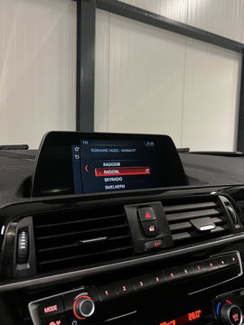 BMW 1 Serie 118i M-Sport Pano Leer H&K Shadow High Executive