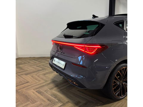 CUPRA Formentor 1.4 e-Hybrid VZ Performance PANO KEYLESS VOL'