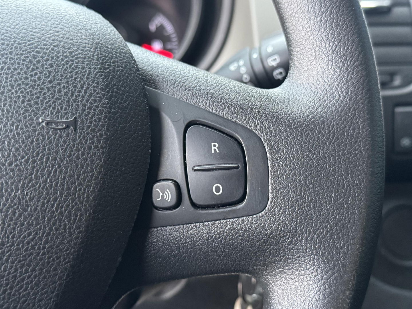 Renault Trafic 1.6 dCi T29 L2H1 Comfort Energy AIRCO / CRUISE CONTROLE / NAVI / TREKHAAK / EURO 6