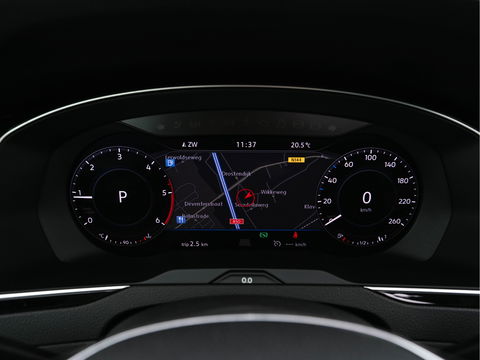 Volkswagen Passat Variant 2.0 BiTDI 4Motion Highline (INCL-BTW) Aut. *PANO | ADAPTIVE-CRUISE | DIGI-COCKPIT | NAVI-FULLMAP | LEATHER-ALCANTARA | FULL-LED | ERGONOMIC-COMFORTSEATS | KEYLESS | ECC | PARKPILOT | TOWBAR | 17''ALU*