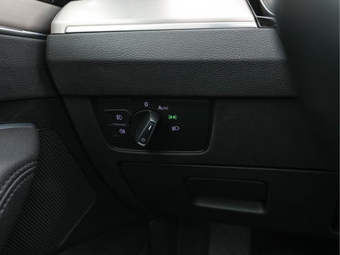 Volkswagen Passat Variant 2.0 BiTDI 4Motion Highline (INCL-BTW) Aut. *PANO | ADAPTIVE-CRUISE | DIGI-COCKPIT | NAVI-FULLMAP | LEATHER-ALCANTARA | FULL-LED | ERGONOMIC-COMFORTSEATS | KEYLESS | ECC | PARKPILOT | TOWBAR | 17''ALU*