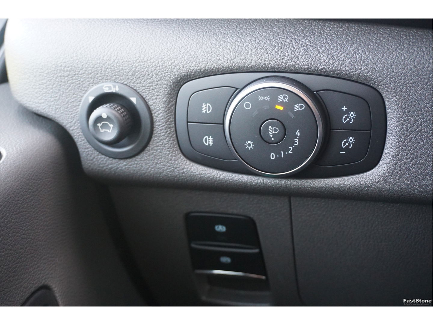 Ford Transit 350L L3H2 Limited AUT-8 130PK BPM VRIJ Navi, Adap. Cruise, 360° Cam, Trekhaak, Xenon!! NR. A253