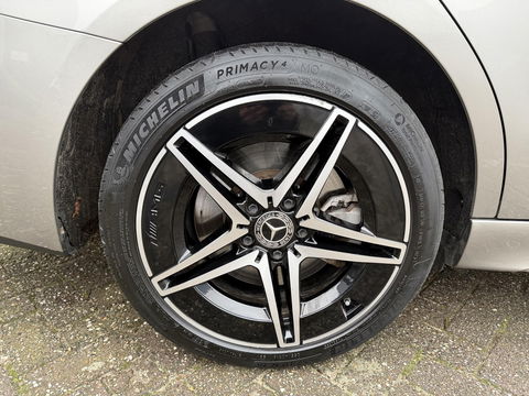 Mercedes-Benz C-Klasse 300 e AMG Business Line Luxe uitvoering l Hybrid