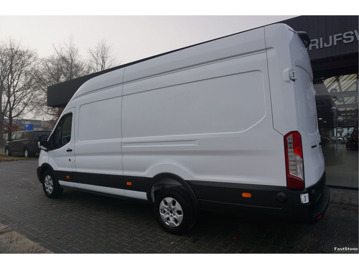 Ford Transit 350L 130PK L4H3 BPM VRIJ!! Navi, ° Camera, Adap. Cruise, LM Velg!! NR. A240