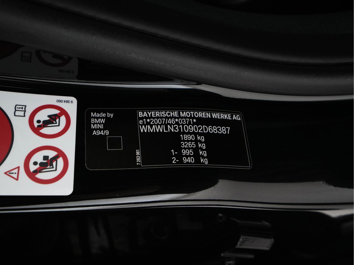 MINI Clubman 1.5 Cooper Business Aut. *PANO | SPORT-SEATS | NAVI-FULLMAP | AMBIENT-LIGHT | ECC | PDC | CRUISE | 17''ALU*