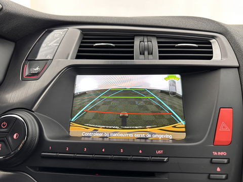 Citroën DS5 2.0 Hybrid4 Business Executive AWD Aut. *PANO | XENON | LEATHER | MEMORY-PACK | NAVI-FULLMAP | KEYLESS | CAMERA | HEAD-UP | MASSAGE | CRUISE | SPORT-SEATS | TOWBAR | 17"ALU*