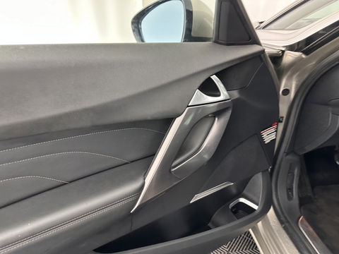 Citroën DS5 2.0 Hybrid4 Business Executive AWD Aut. *PANO | XENON | LEATHER | MEMORY-PACK | NAVI-FULLMAP | KEYLESS | CAMERA | HEAD-UP | MASSAGE | CRUISE | SPORT-SEATS | TOWBAR | 17"ALU*