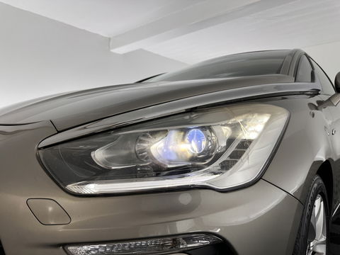 Citroën DS5 2.0 Hybrid4 Business Executive AWD Aut. *PANO | XENON | LEATHER | MEMORY-PACK | NAVI-FULLMAP | KEYLESS | CAMERA | HEAD-UP | MASSAGE | CRUISE | SPORT-SEATS | TOWBAR | 17"ALU*