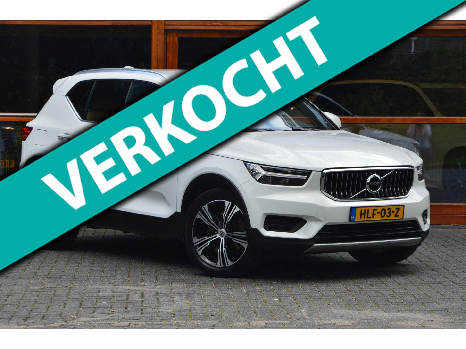 Volvo XC40 T4 Hybride Inscription | Leer | Trekhaak 1800KG | Camera | Apple CarPlay | Parkeersensoren | Cruise Control |